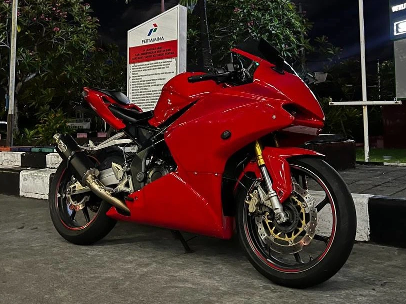 Honda CBR250RR Diablo rental Bali