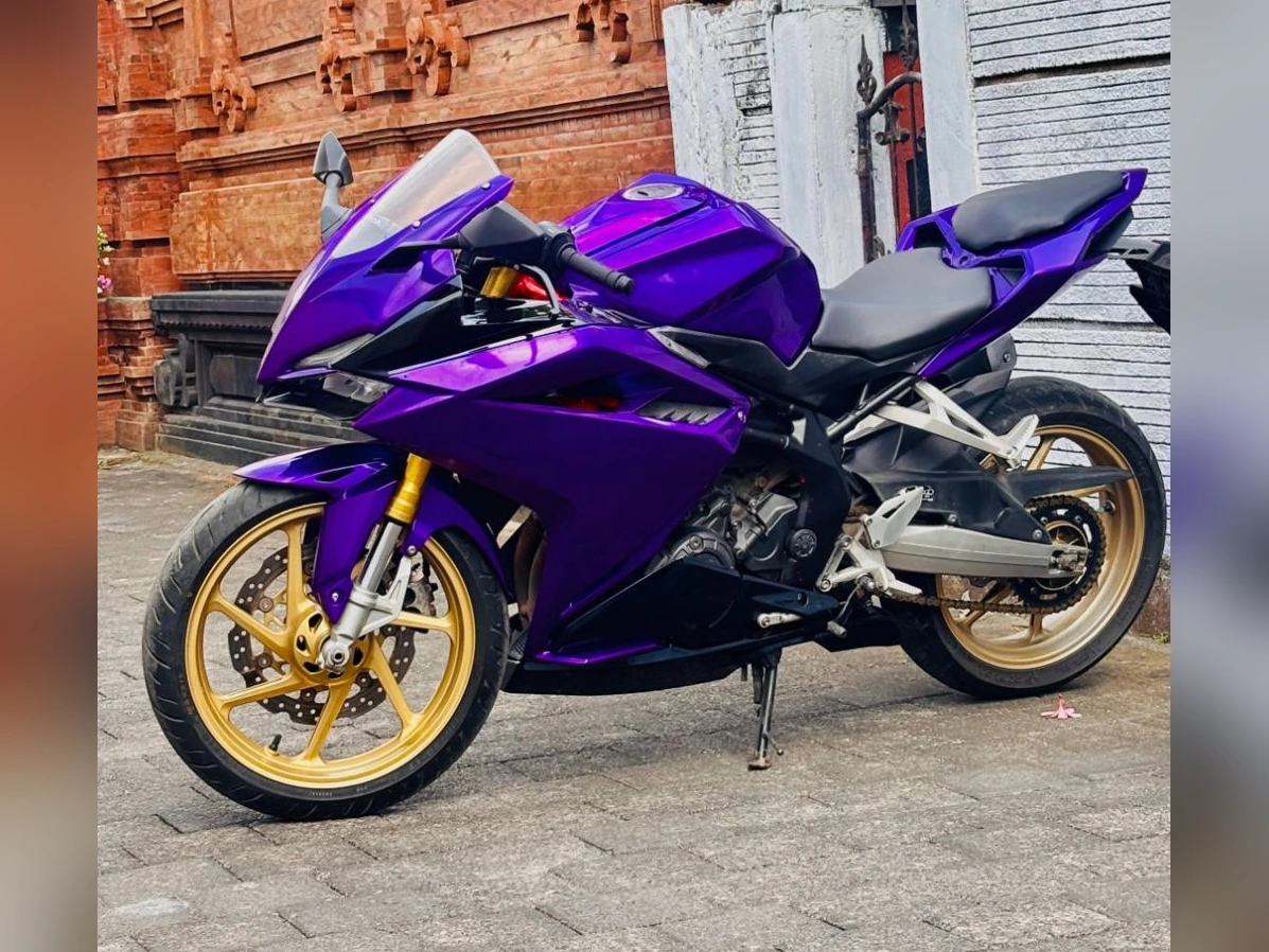 Honda CBR250RR Purple Iron Rent Bali