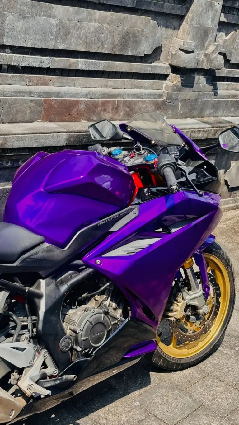 Honda CBR250RR Purple photo 7 Iron Rent Bali