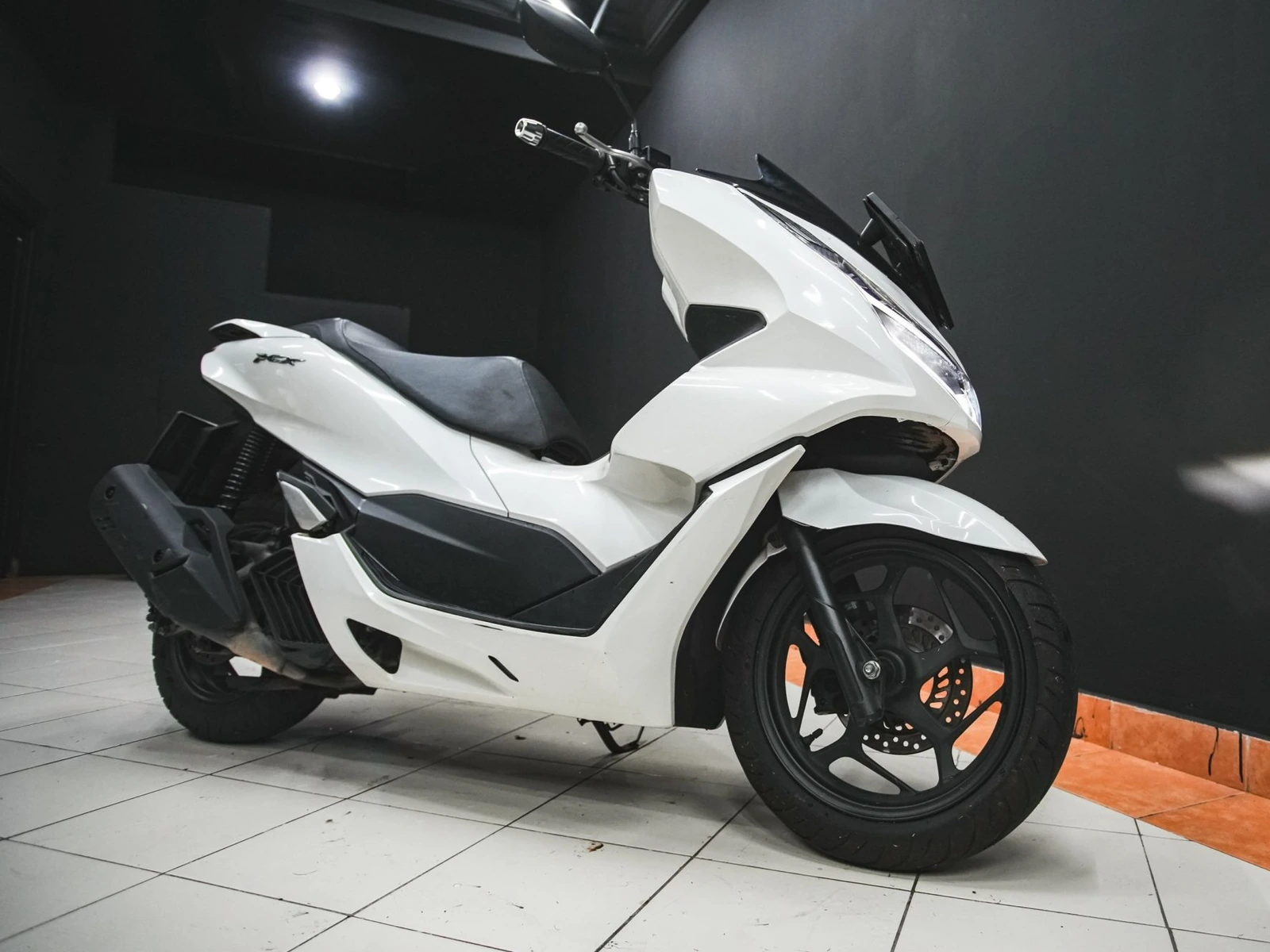Honda PCX 160 vs Yamaha NMAX 155 in Bali: which scooter to rent
