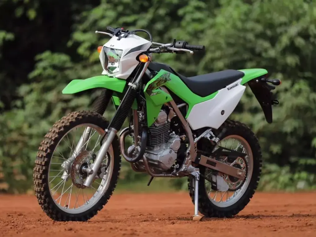 Kawasaki KLX 230 Green rental Bali