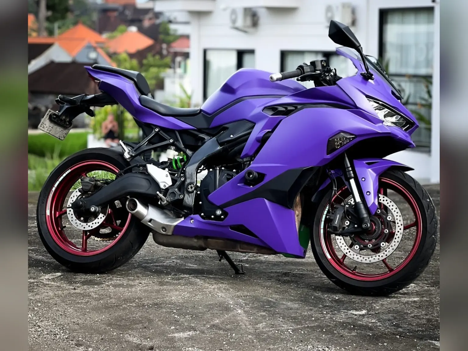 Kawasaki Ninja ZX-25RR Purple Iron Rent Bali