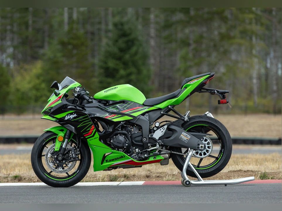 Kawasaki Ninja ZX-6R rental Bali