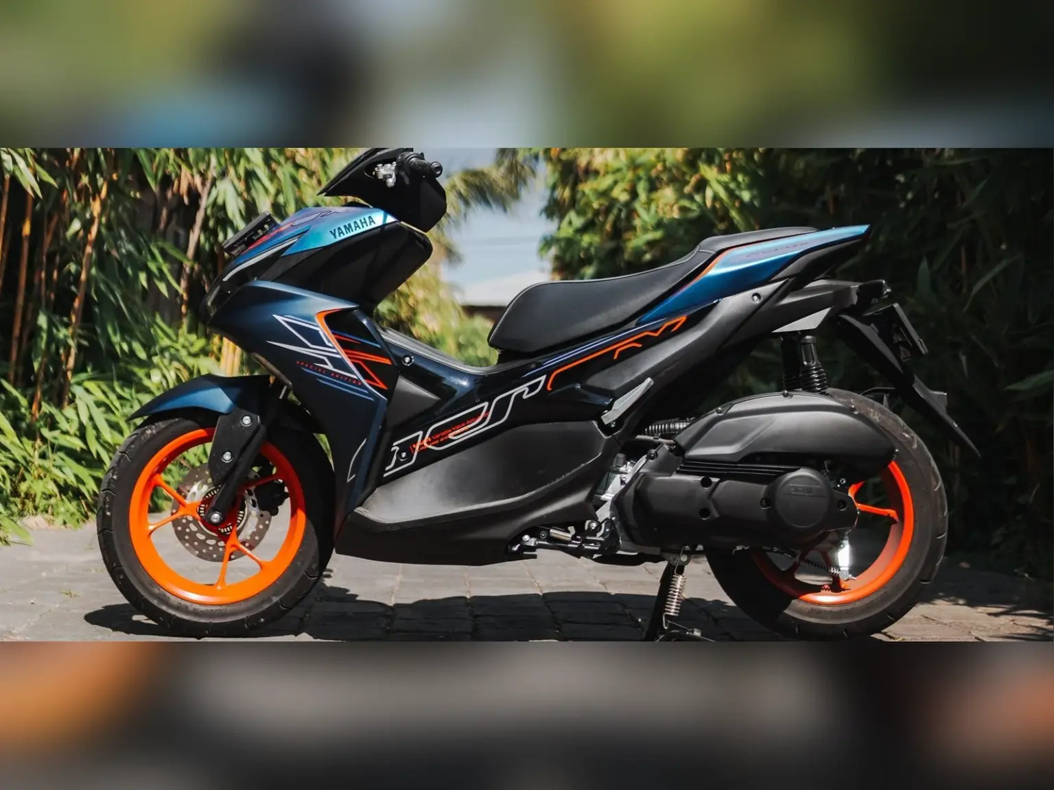 Yamaha Aerox 155 Iron Rent Bali