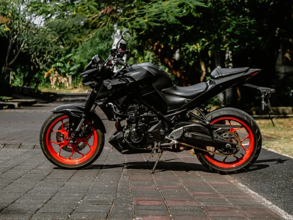 Yamaha MT-25 Black rental Bali