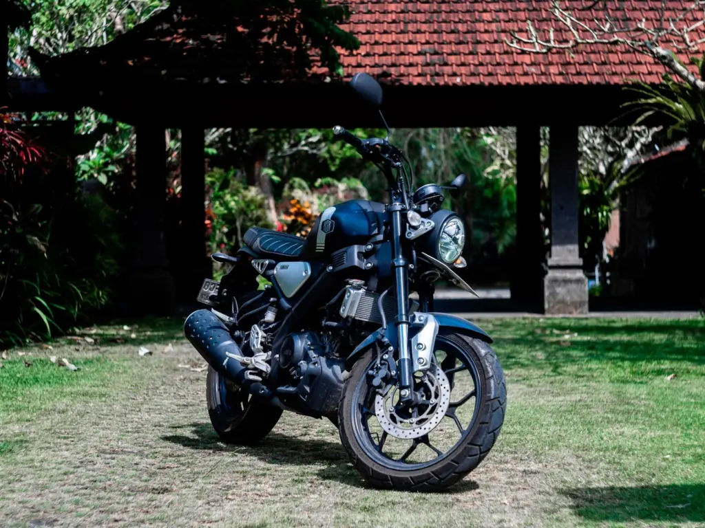 Yamaha XSR 155 Blue rental Bali