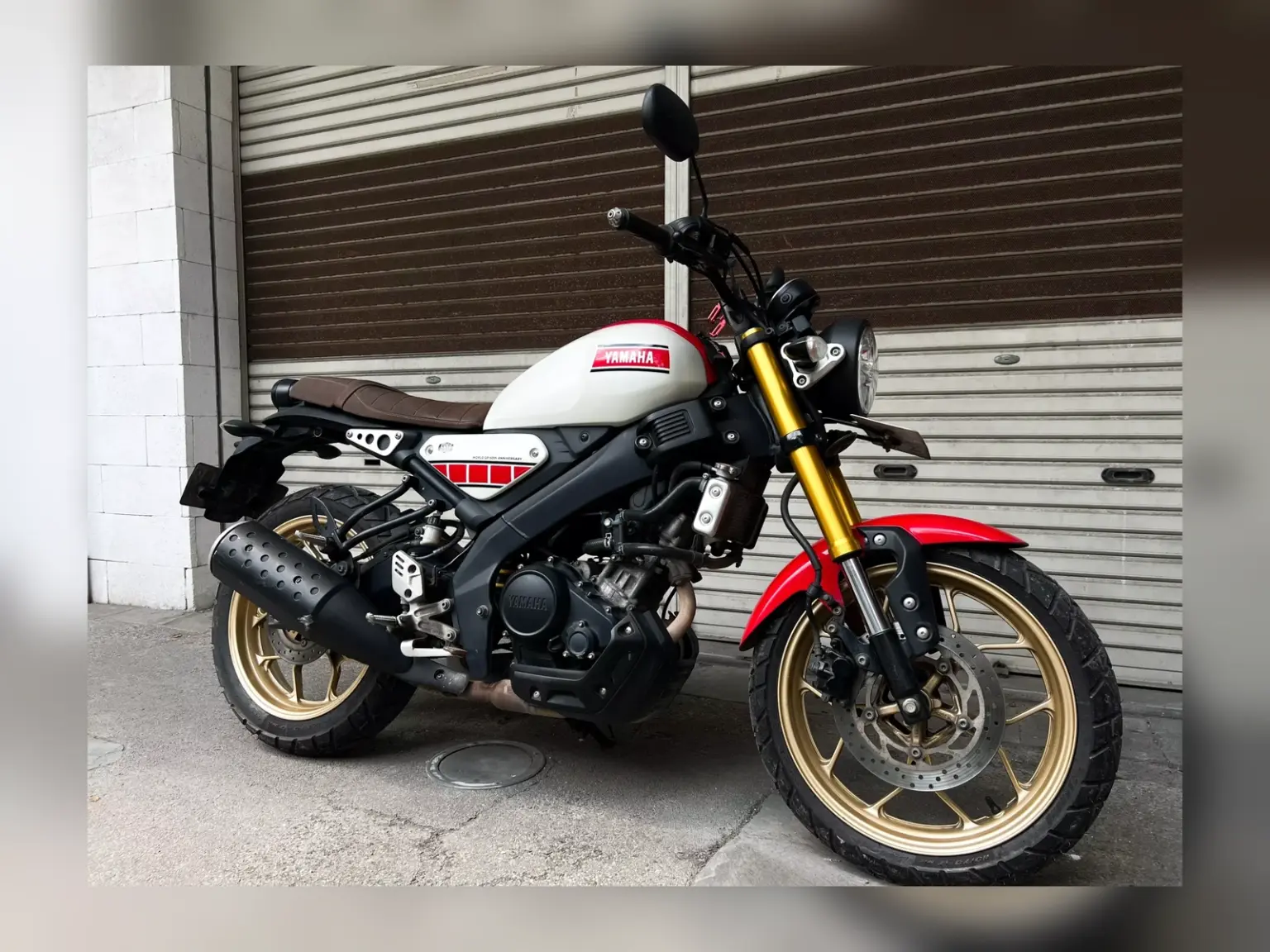 Yamaha XSR 155 Red Iron Rent Bali